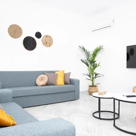 Chrisari House Hébergement de vacances Zipárion