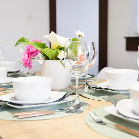 Chrisari House Nyaraló