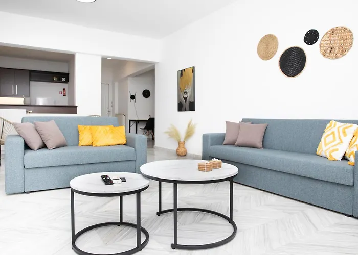 Nyaraló Chrisari House Zipárion